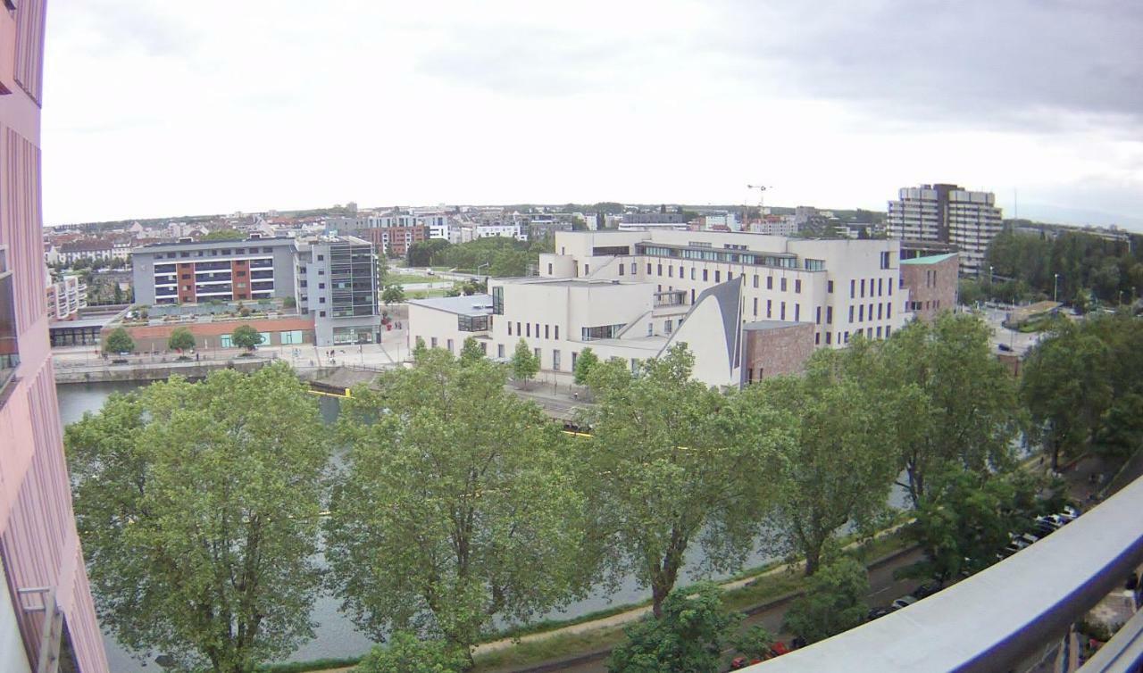 Belle Vue Apartment *